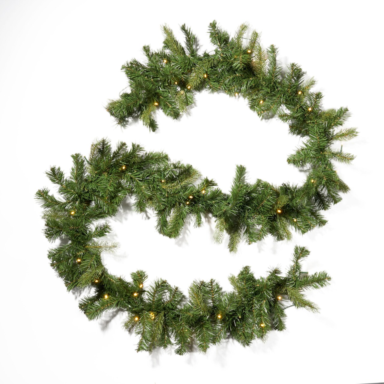GDFStudio Foster Christmas Garland 9-foot Pre-Lit Mixed Spruce Battery-Operated, Includes Timer Warm White LED Christmas